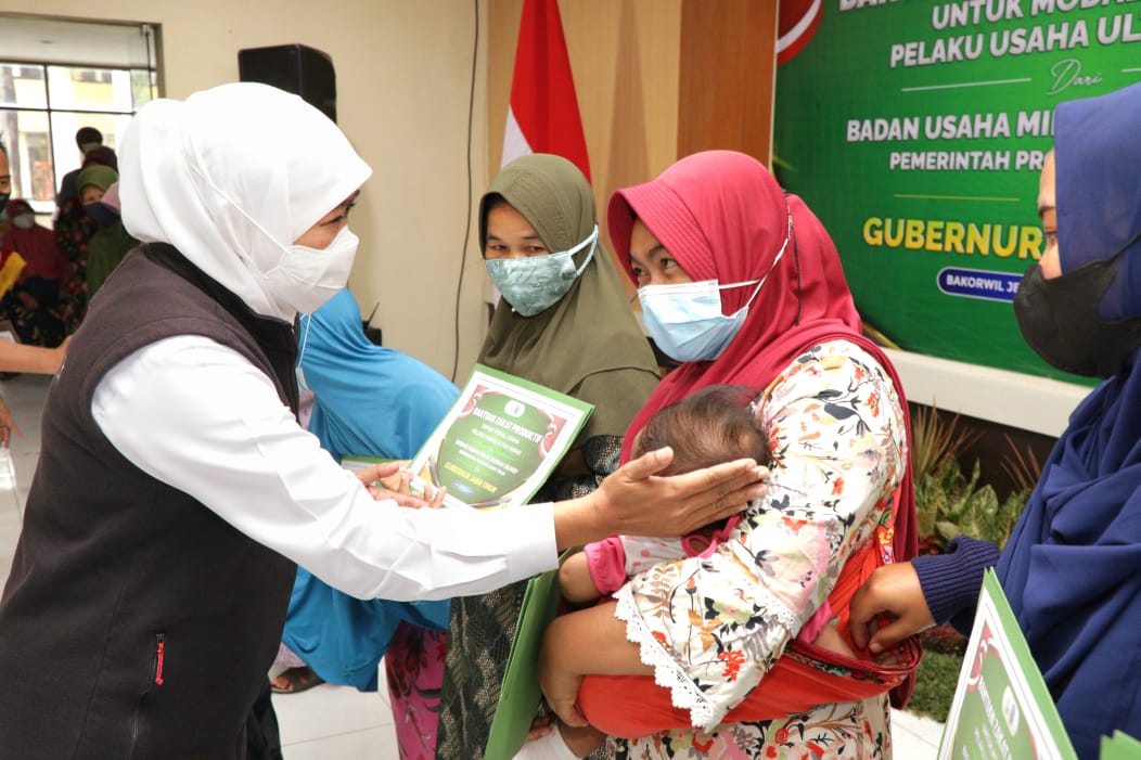 Gubernur Khofifah : Terimakasih Para Bidan Telah Kerja Keras Menurunkan AKI dan AKB