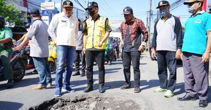 Pemkab Sidoarjo Lakukan Betonisasi Kawasan Tropodo - Jatimpedia