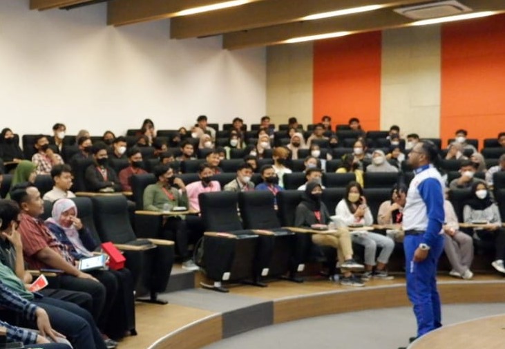 MPM Honda Jatim Ajak Mahasiswa UISI Jagi Generasi #Cari_Aman