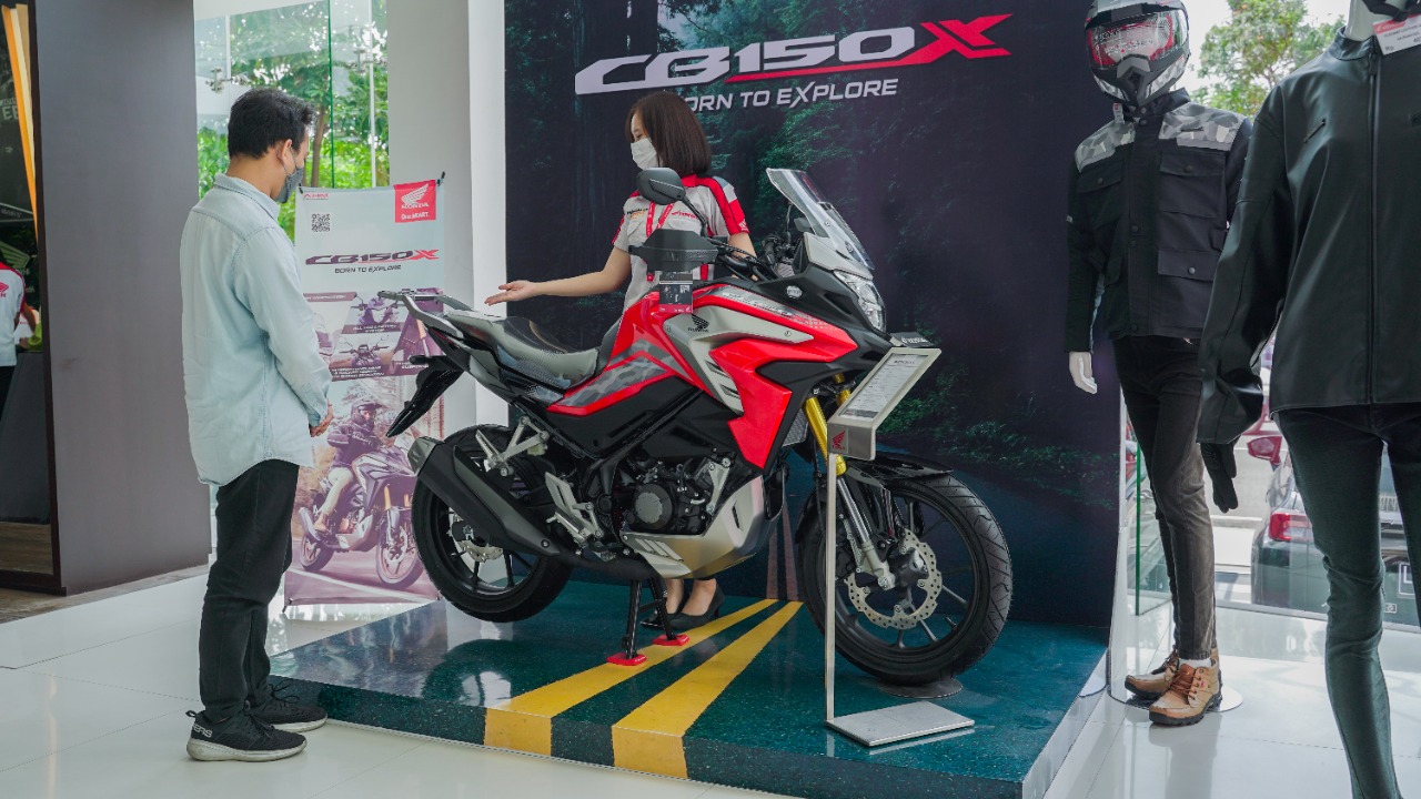 Promo SUPER HERO Dapatkan Potongan Tenor dan Cashback, Buruan Cek Syaratnya di Sini