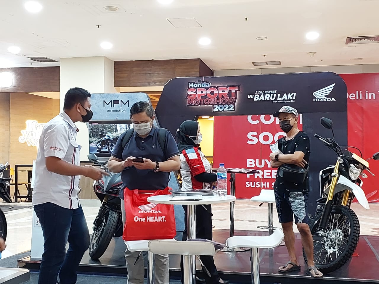 Pingin Motor Sport Honda, Yuk Kunjungi Honda Sport Motoshow Plaza Surabaya