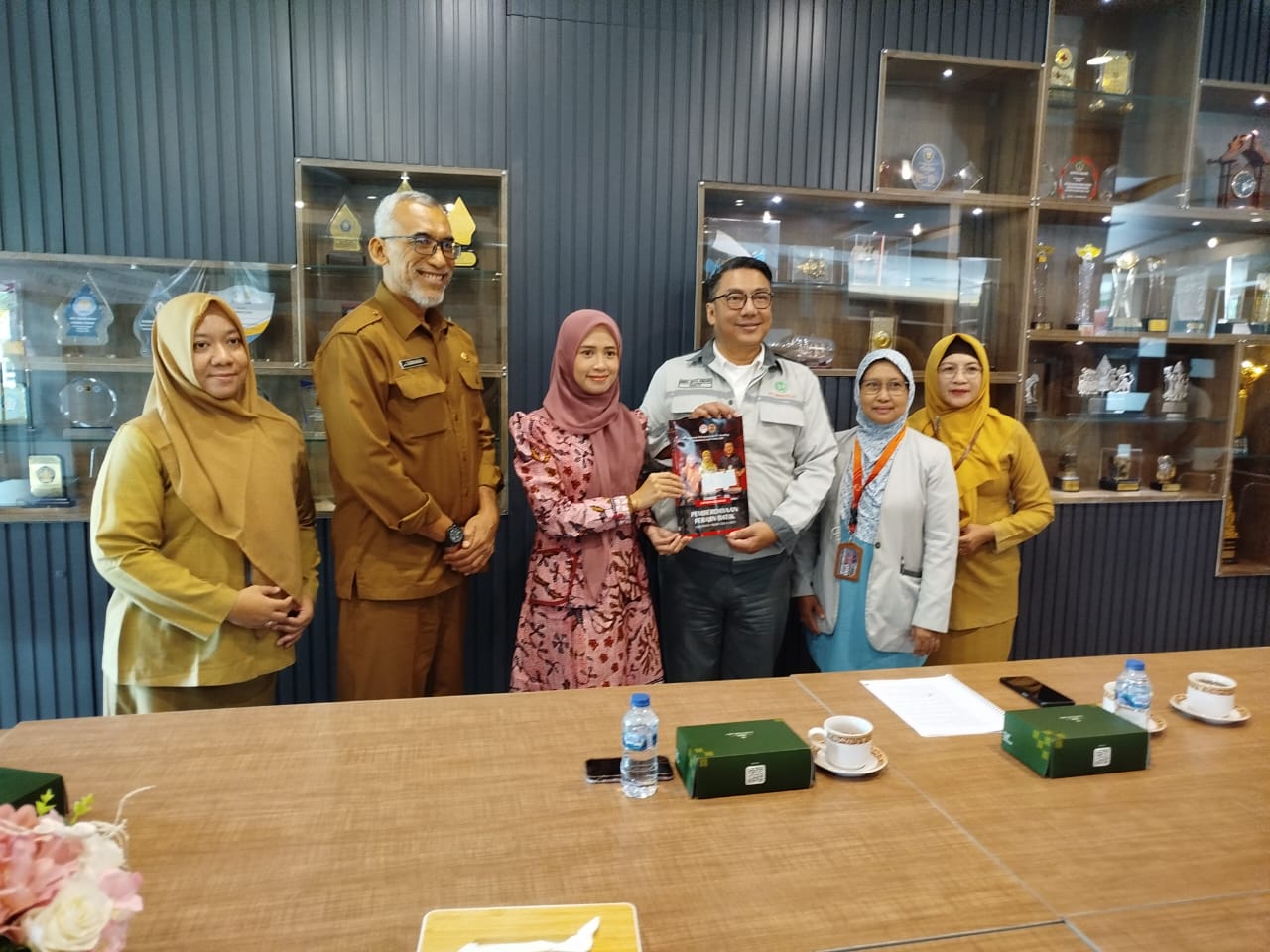 PT Smelting dan Dekranasda Gresik Lanjutkan Kerjasama Kemitraan