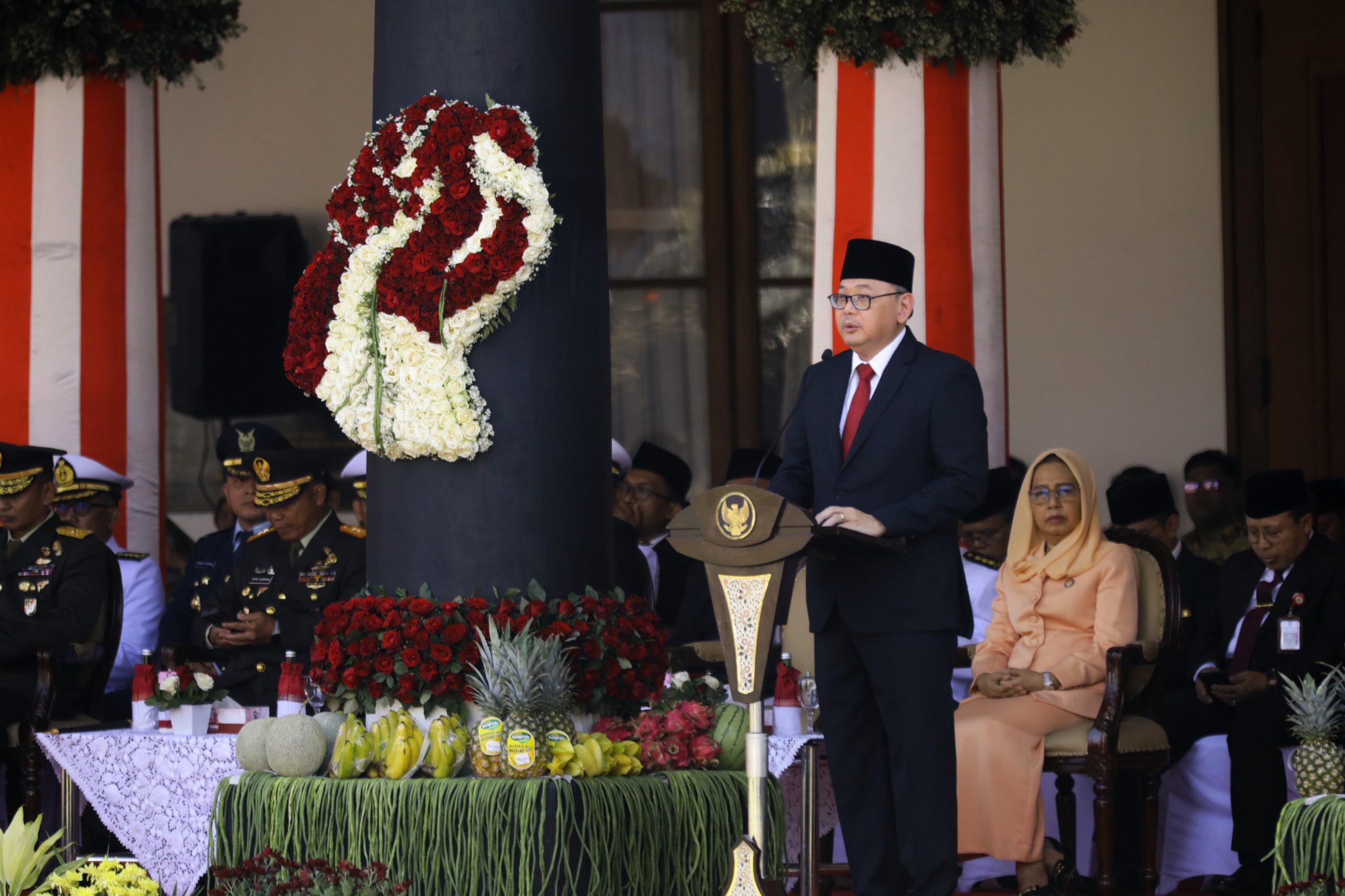 Plh. Gubernur Jatim Bobby Ajak Generasi Muda Kuasai Teknologi