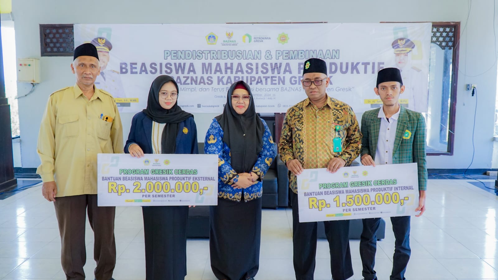 Baznas Gresik Salurkan Ratusan Juta Untuk Beasiswa Produktif Mahasiswa Tahun 2024