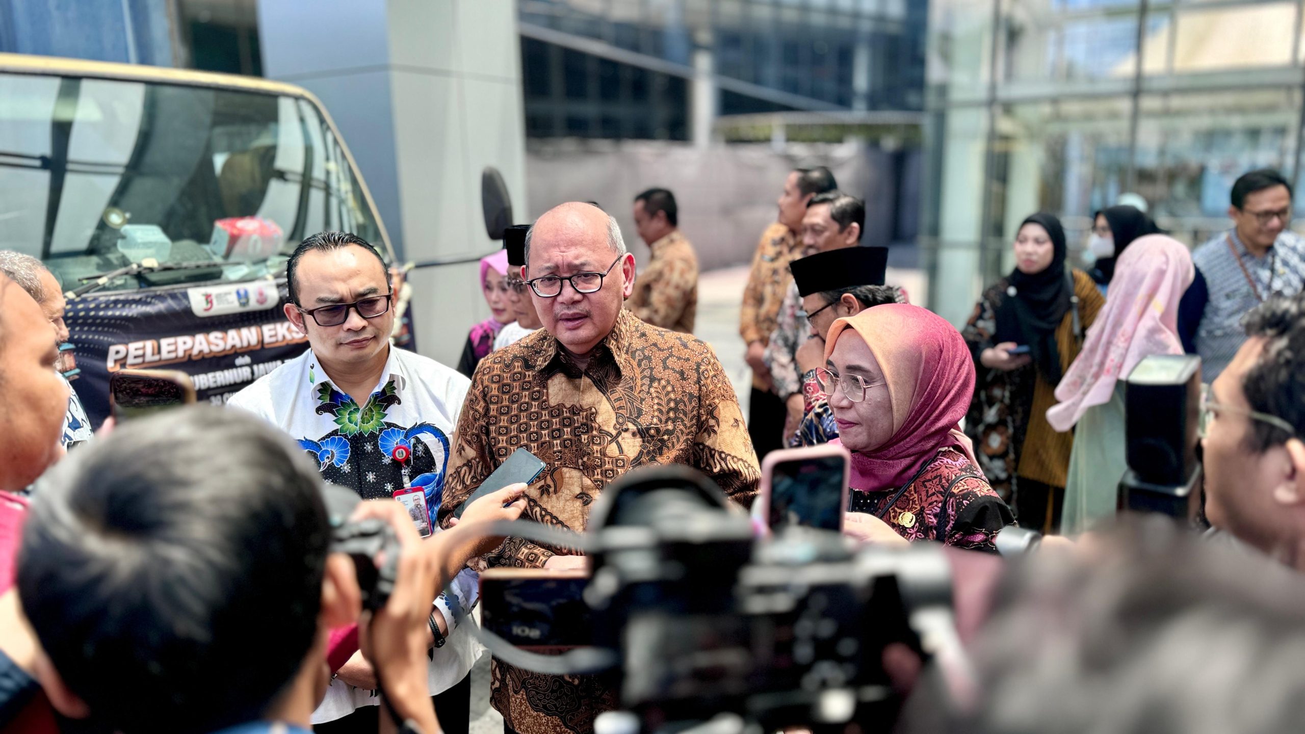 Pj. Sekdaprov Bobby Tegaskan Jatim Jadi Pusat Industri Halal dan Perkuat Indonesia di Pasar Global
