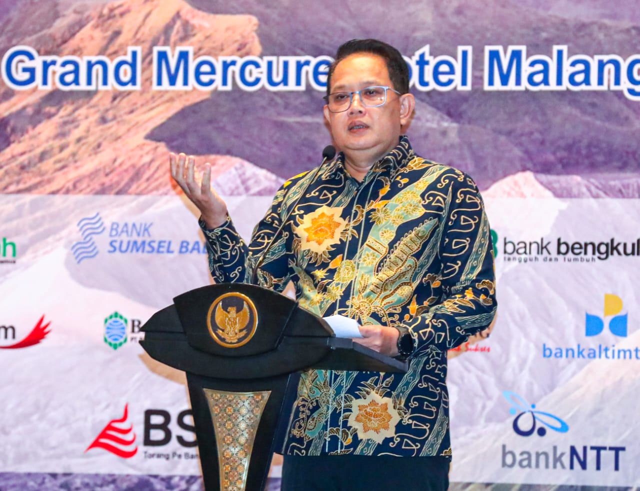 Pj. Gubernur Jatim Dorong BPD Beradaptasi di Era Digitalisasi dan Transformasi Ekonomi